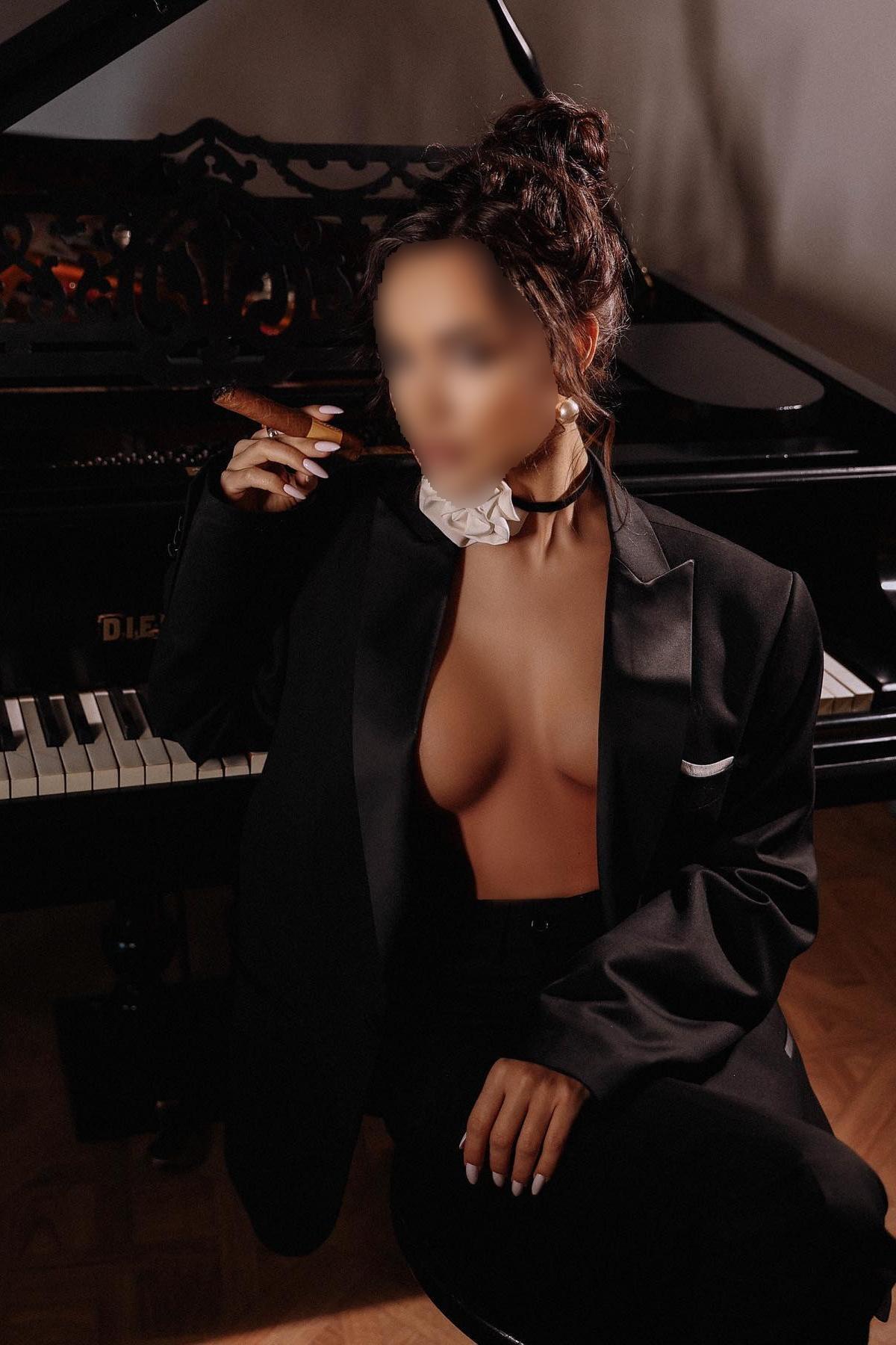 Проститутка Питера Валентина с 2 размером груди предлагает интим услуги у метро Автово  +7(981)155-42-85 - фото 4